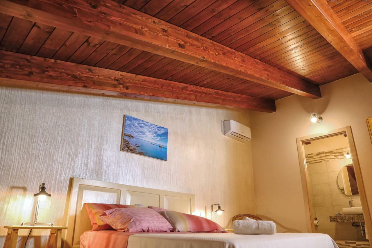 Le Mansardine Bed & Breakfast Vasto Exterior photo