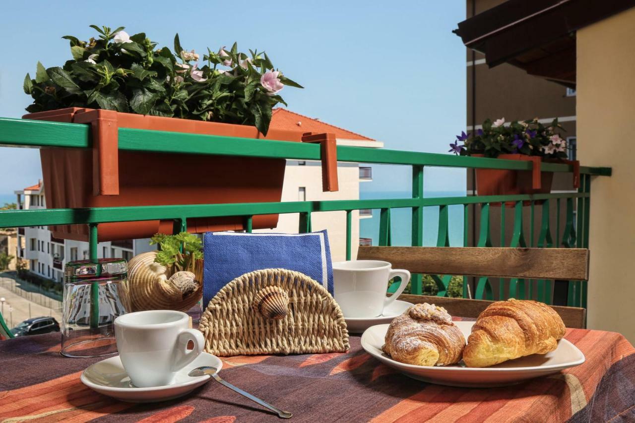 Le Mansardine Bed & Breakfast Vasto Exterior photo